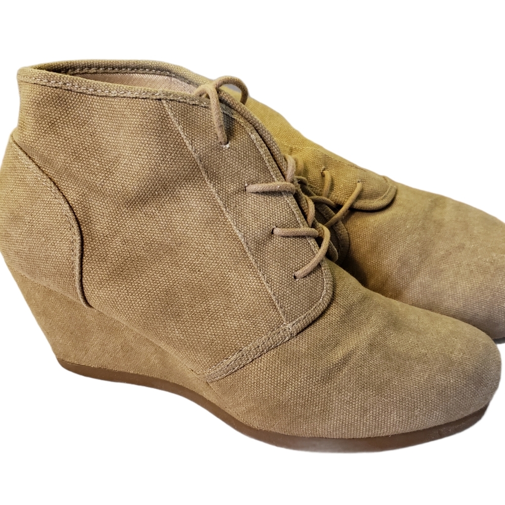 Canvas Upper Wedge Boot Shoe 9 1/2